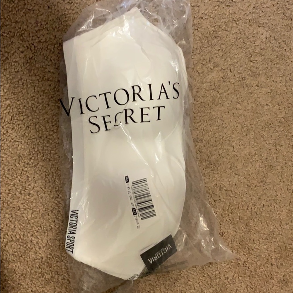 Victoria secret sports bra